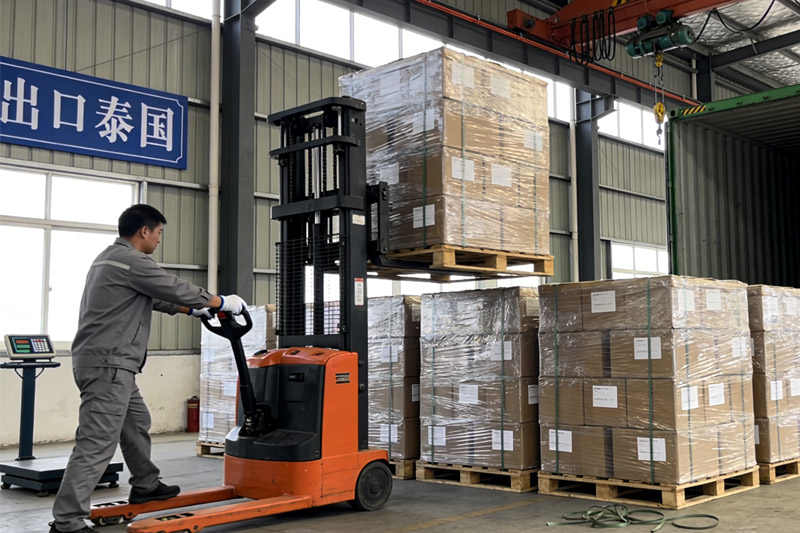 寄东西到泰国到底选哪家？揭秘中国发泰国的物流省钱门道，别再傻傻送钱了